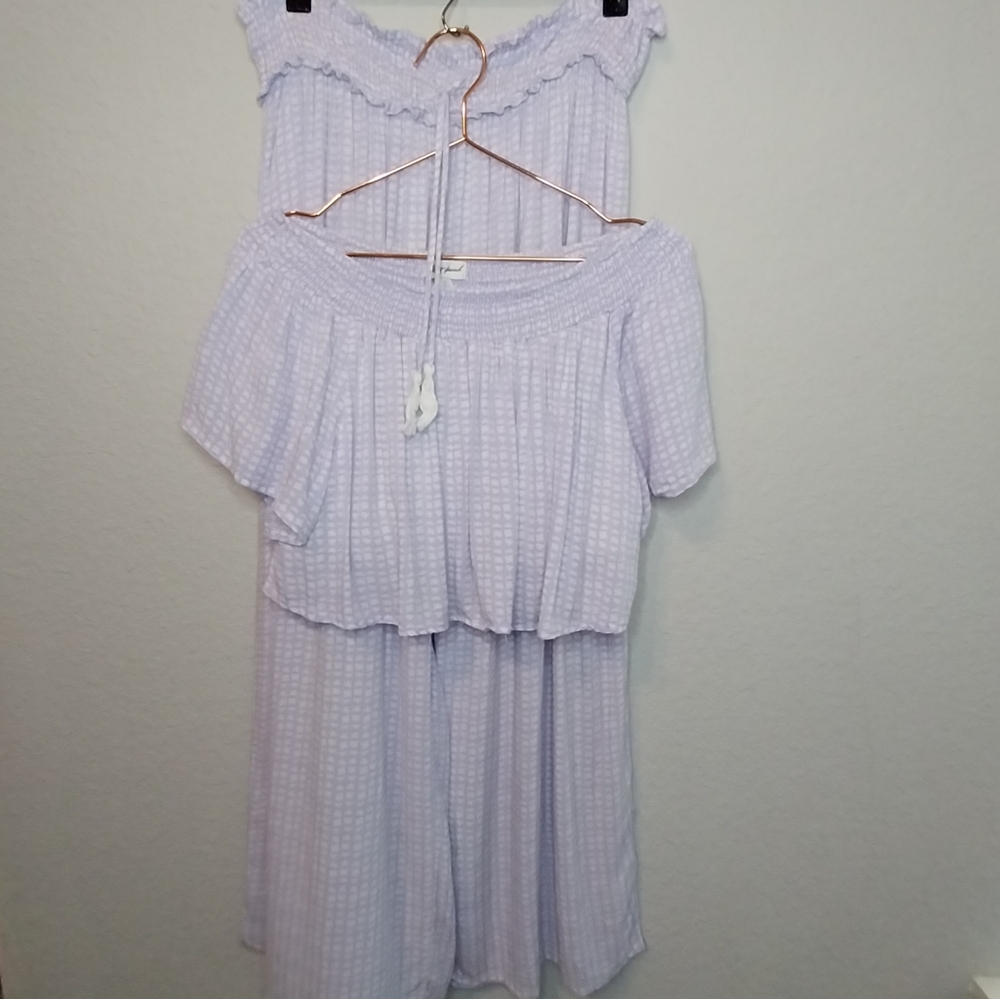 Kiwi & Punch Purple/White set. Summer Pants/Blouse size L.